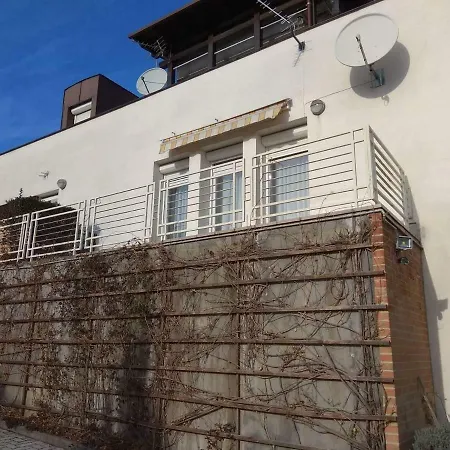 Olivia Apartman Διαμέρισμα *